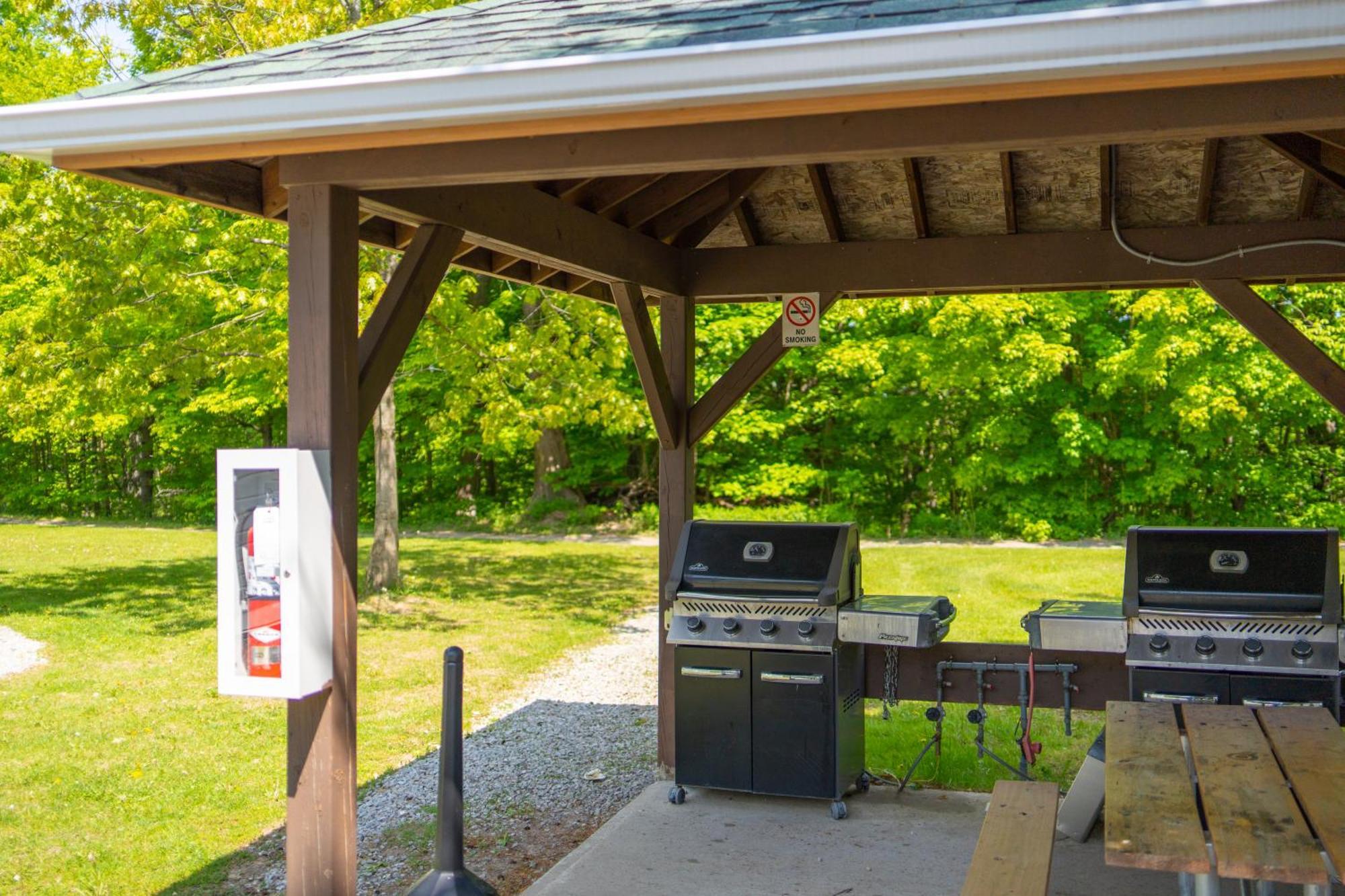 Horseshoe Valley Suites - The Maple Shanty Bay Екстериор снимка